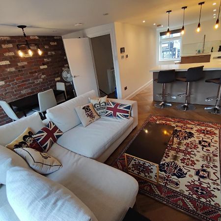 Modern 2 Bedroom Flat With Private Outdoor Terrace Londres Exterior foto